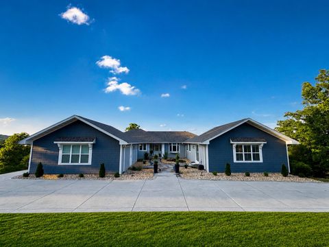 Photo of 337 Morgan Trail, Branson West, MO 65737 (MLS # 60324606)