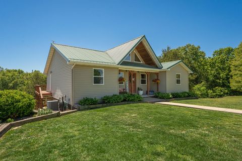 Photo of 5000 Sanders Drive, Hartville, MO 65667 (MLS # 60323834)