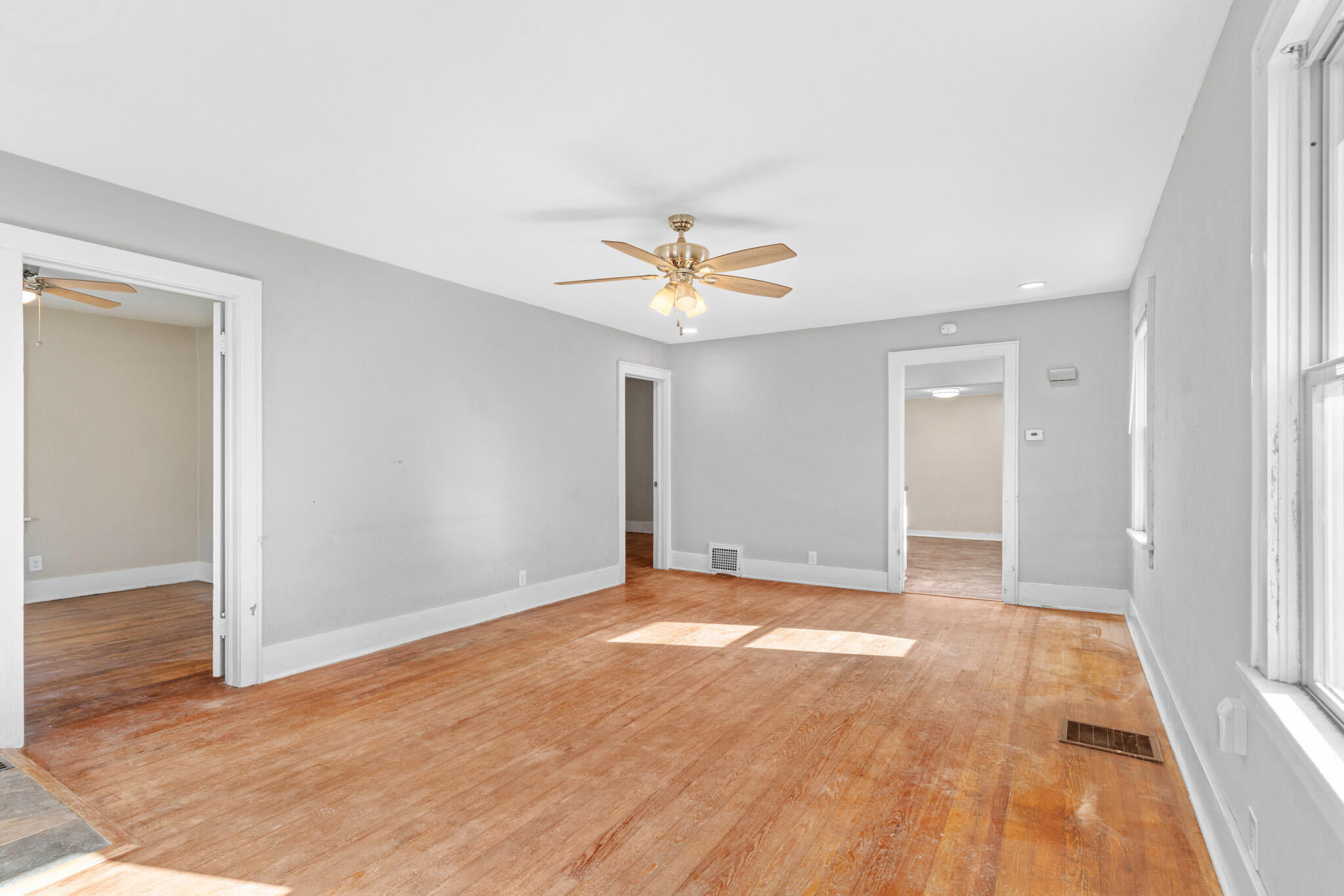 Ollis Brothers Woodland Hts - Residential