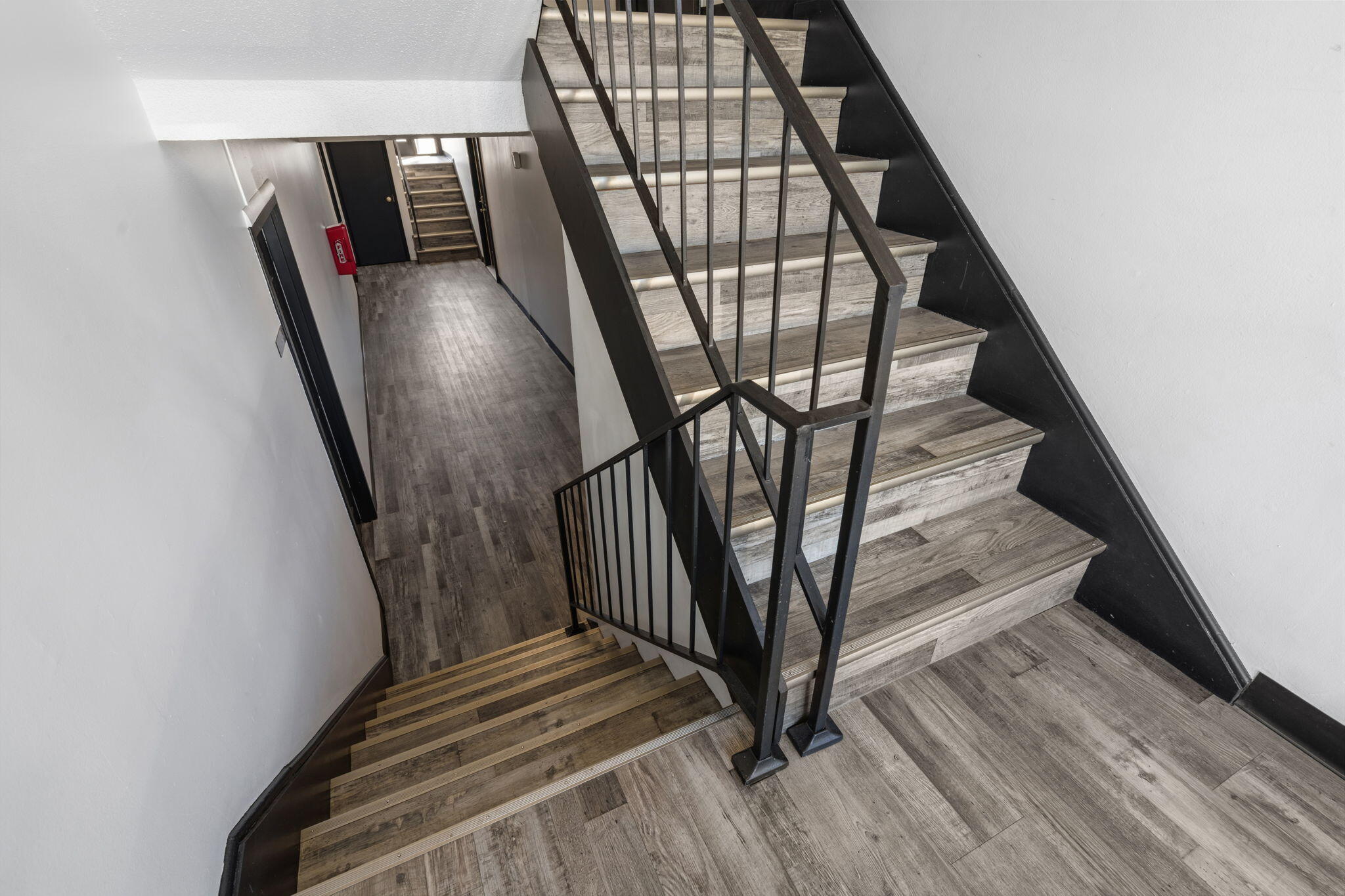 1010 E Elm Street