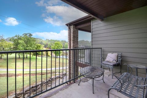 Photo of 1001 Golf Drive 17 #17, Branson West, MO 65737 (MLS # 60307170)