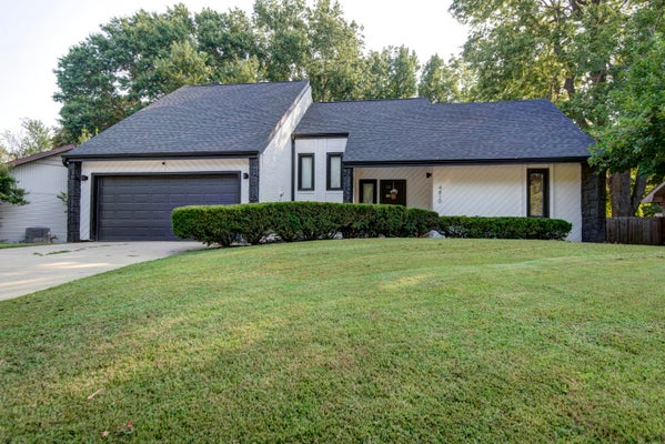 4810 S WARWICK AVE, SPRINGFIELD, MO 65804 - Image 3a1806acfd1caddde4f0aa33c104602f/83458357