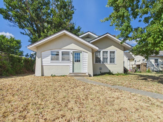 824 MAIN ST, CABOOL, MO 65689 - Image 3b50c01fbc947462a67b8516609edcf1/1900555431