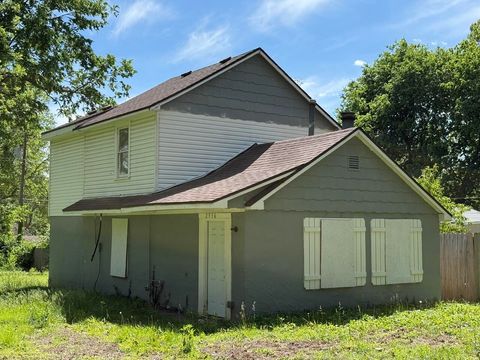 Photo of 2936 W Lombard Street, Springfield, MO 65802 (MLS # 60323746)