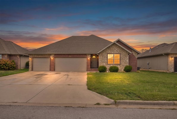 674 N ROCKINGHAM AVE, NIXA, MO 65714 - Image 3b9e50cfa29c6148df994fb8498ce934/641003524