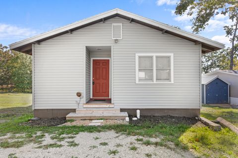 Photo of 10 View Tablerock Landing, Branson West, MO 65737 (MLS # 60307776)