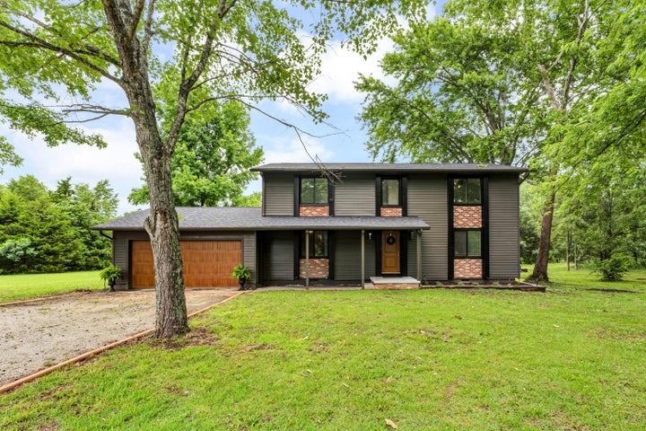 Photo 1 of 39 — 26298 State Highway Yy, Shell Knob, MO 65747