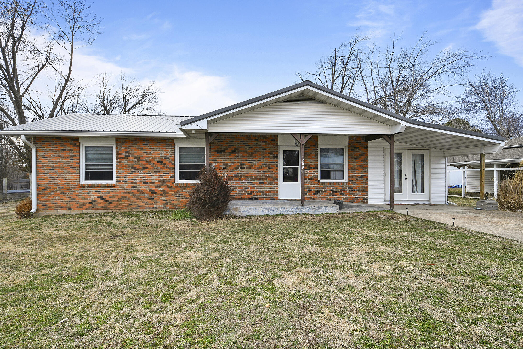 Listing image 1