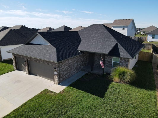 813 S RIDGEMONT DR, NIXA, MO 65714 - Image 3de811bb74b6618f789c2efdfda0f935/2903297097