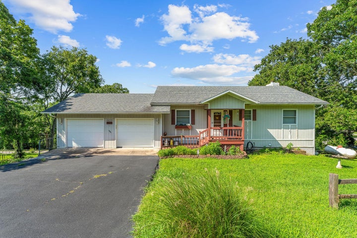 Photo 1 of 30 — 26333 State Highway Yy, Shell Knob, MO 65747