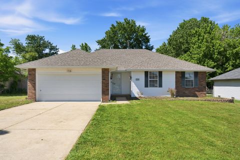 657 Kings Carriage Road Nixa MO 65714