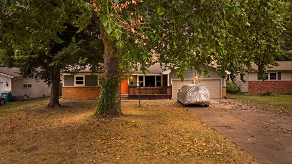 733 N BELVIEW AVE, SPRINGFIELD, MO 65802 - Image 3fb8ab21324ba85bcb3c270d3668eebd/1268986306
