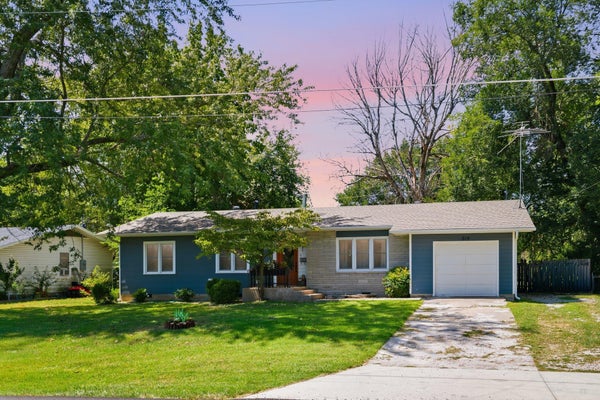 319 S WEST AVE, REPUBLIC, MO 65738 - Image 3fdbca9ef7947e7c3dc9997fe99866af/631111992