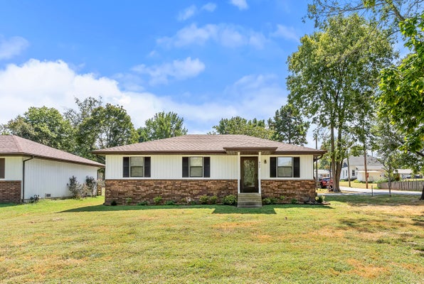 400 E ELM ST, NIXA, MO 65714 - Image 404351e9a37eb4c2fb1661a31927bb39/3512480869
