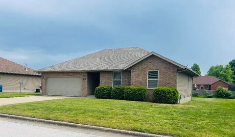 Photo of 1004 E Melton Road, Ozark, MO 65721 (MLS # 60323894)