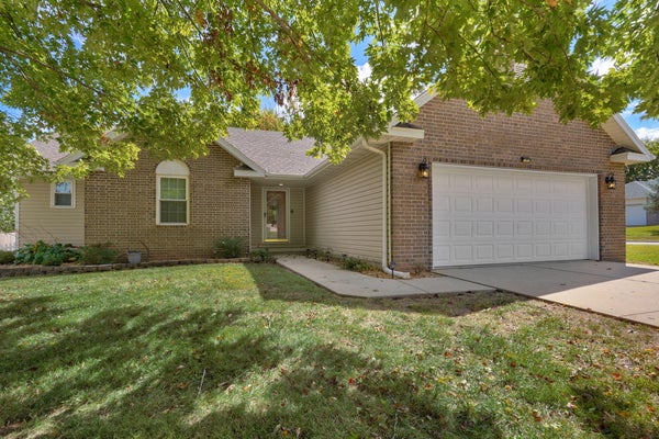 4370 S YORK AVE, SPRINGFIELD, MO 65810 - Image 42bab6d1ddc234ee2dae5cc9020d163b/3470285483