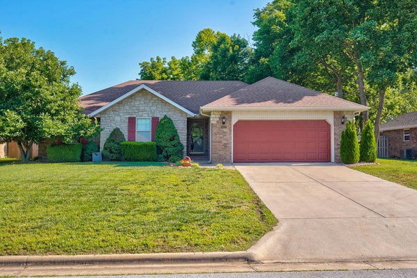 3407 W VINCENT DR, SPRINGFIELD, MO 65810 - Image 441abf7ea2bbbf1ee3d3e9821024830b/4175425062