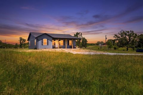 Photo of 1947 Hidden Pond Lane, Mansfield, MO 65704 (MLS # 60323782)