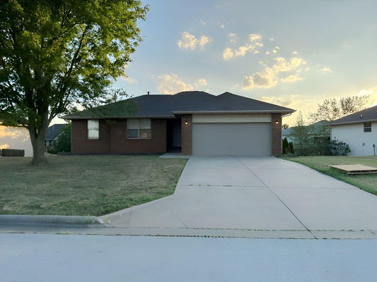 561 N JESTER AVE, REPUBLIC, MO 65738 - Image 452a2bceeb413754ac9c18f2525dcafd/4267306295