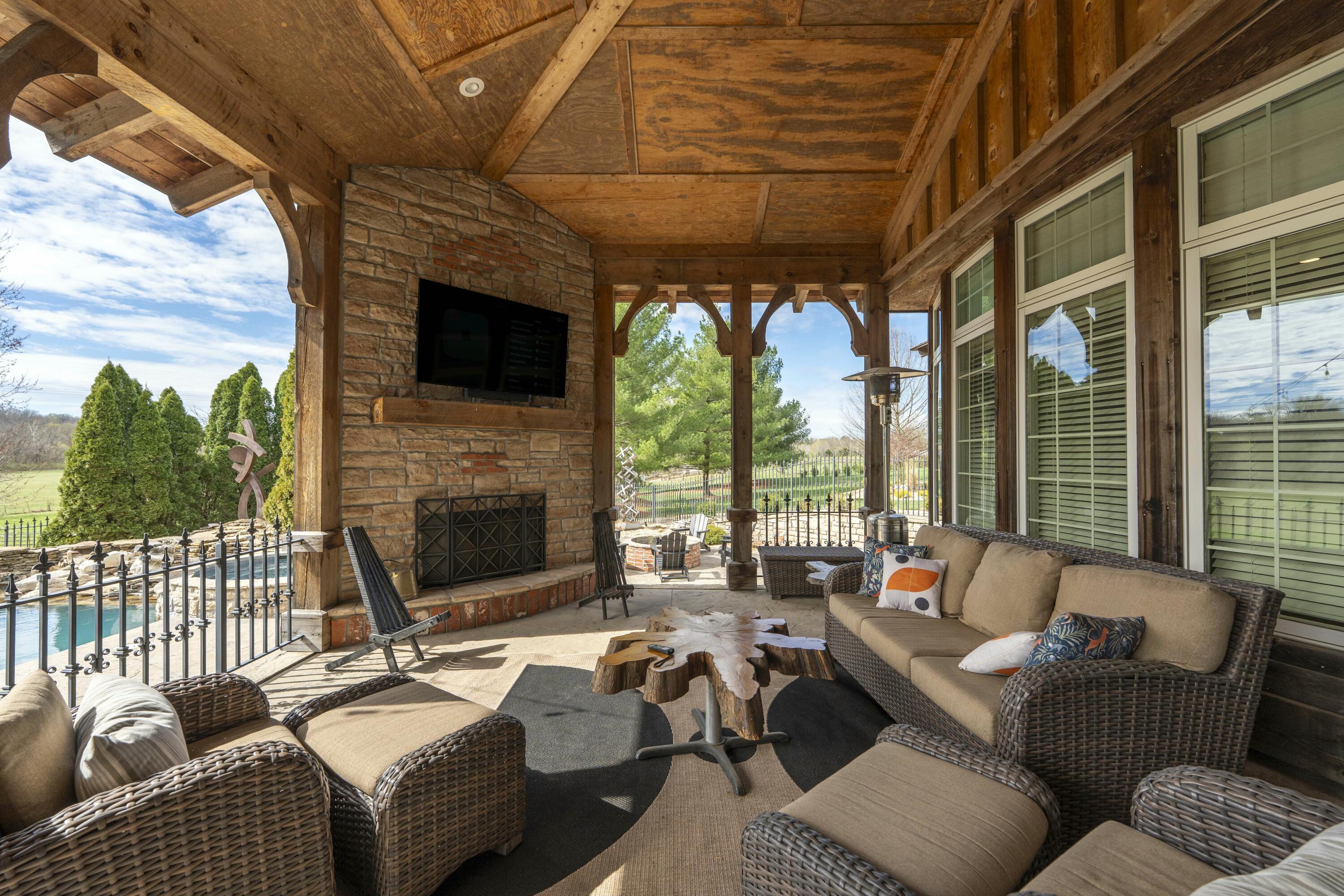 Natural Bridge Farms - Residential