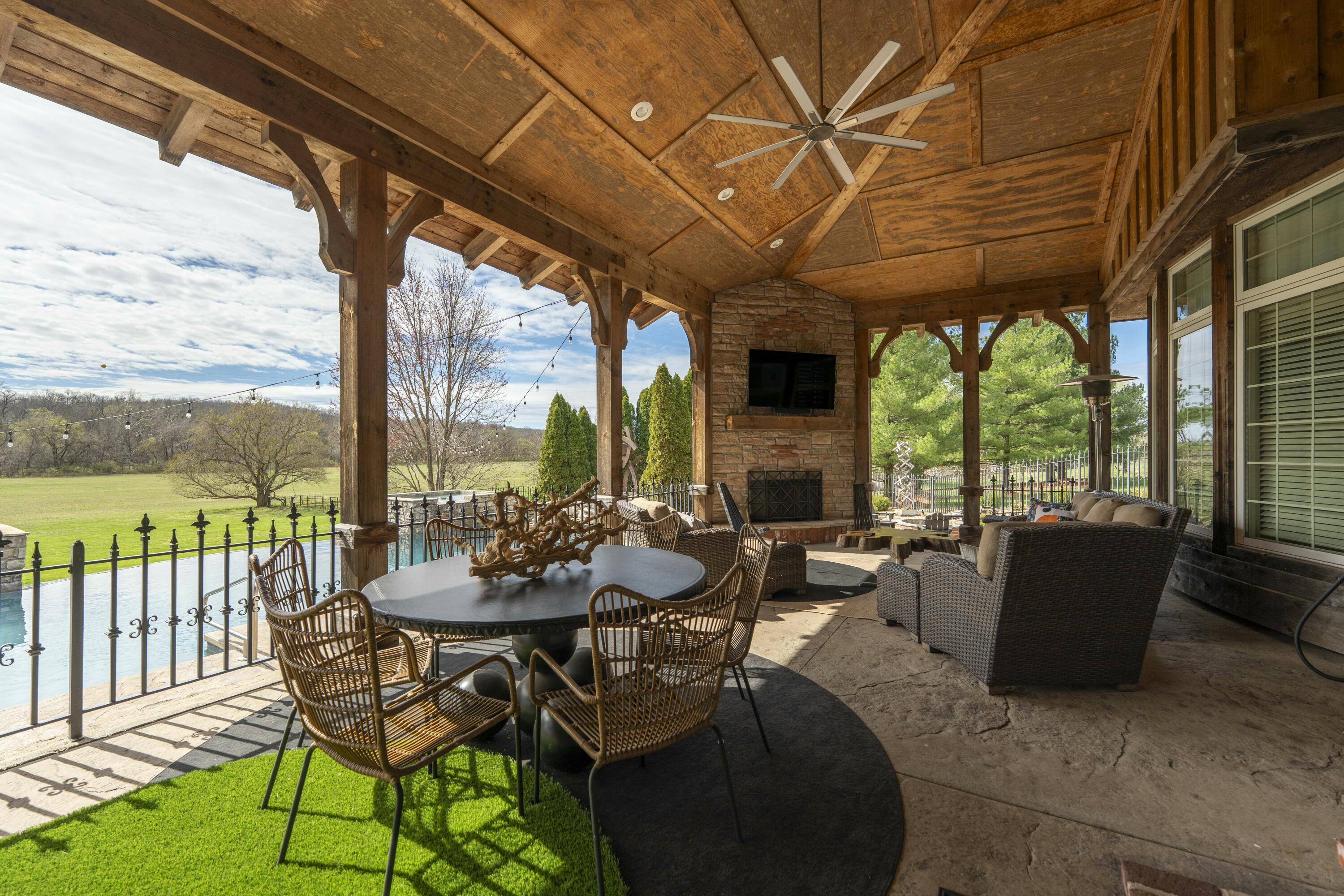 Natural Bridge Farms - Residential