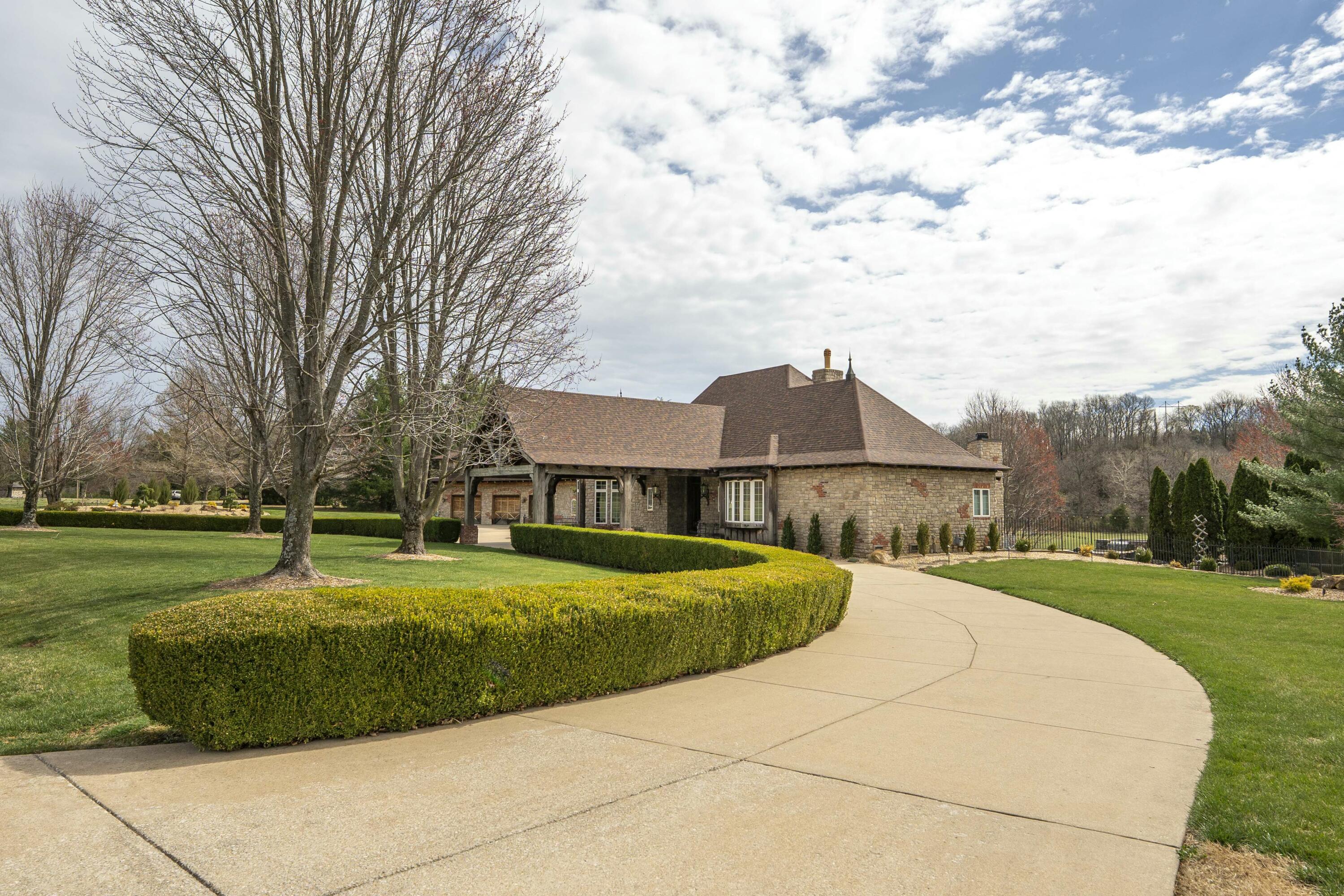 Natural Bridge Farms - Residential