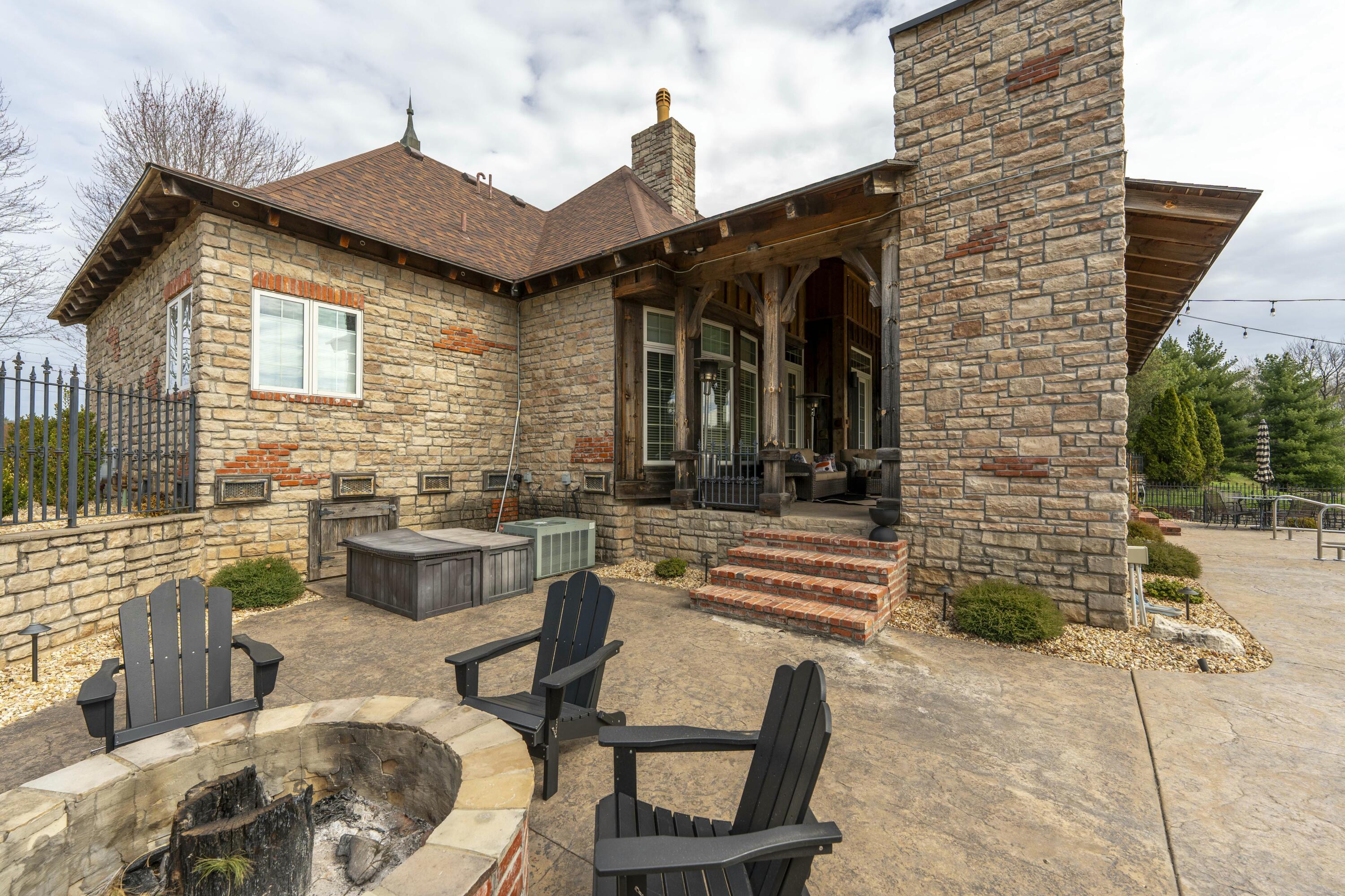 Natural Bridge Farms - Residential