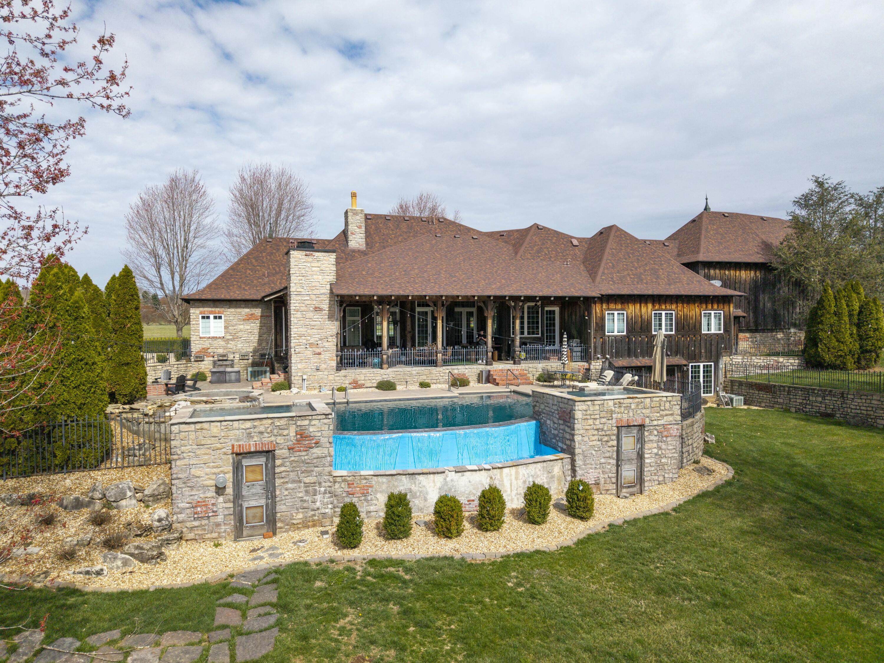Natural Bridge Farms - Residential