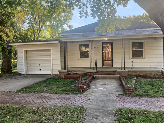 206 N MILES ST, PITTSBURG, KS 66762 - Image 471de3287c5e4f73187fa423563c15f2/2335855047