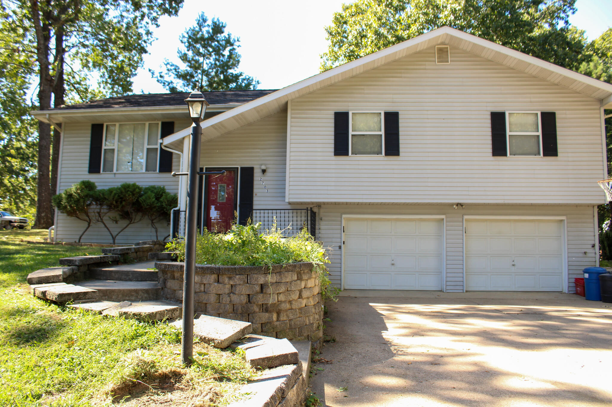 Spacious spilt level home located in Wayhaven Subdivision in West Plains Mo. Home features 3 bedrooms 2 bathrooms, living, kitchen and laundry on the main level and 2 more living spaces and a full bathroom in the basement. The two car garage is oversized and has extra storage/workshop space. This home has a lot to offer including large kitchen, walk in closets and covered back deck just to name a few!