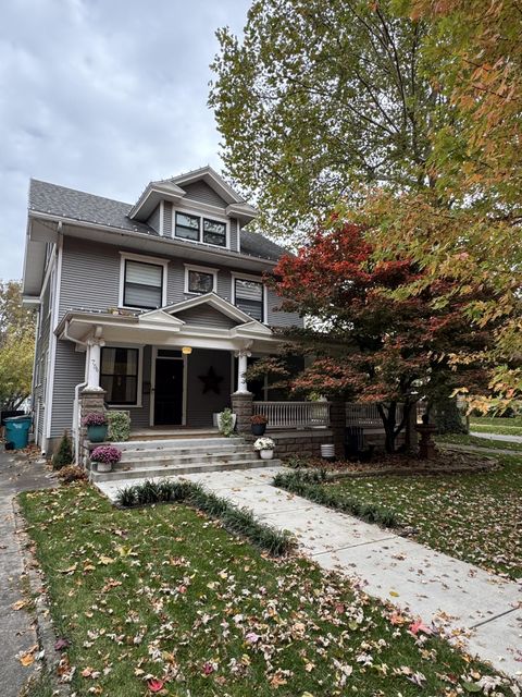 Photo of 756 S Weller Avenue, Springfield, MO 65802 (MLS # 60311387)