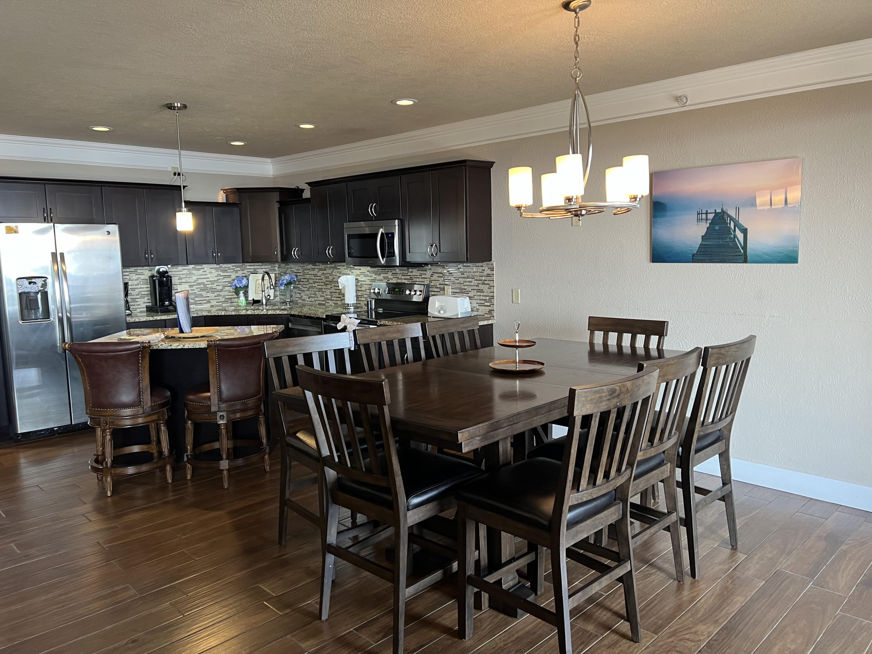 Treehouse Condos - Residential