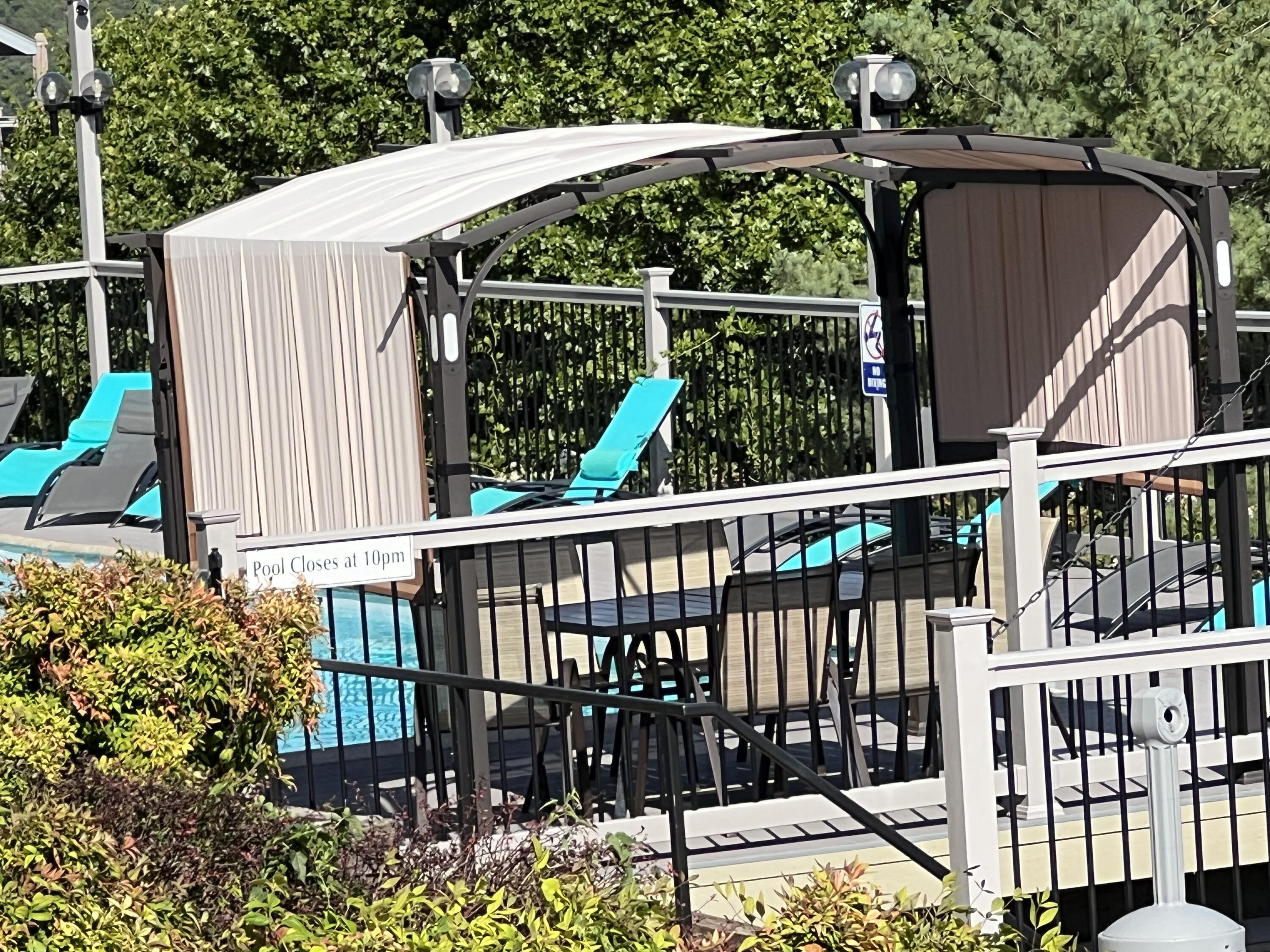 Treehouse Condos - Residential