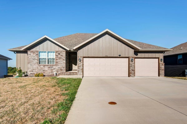 517 N STELLA CT, WILLARD, MO 65781 - Image 4c0acfda227e43fca65ca73bd8fd9540/3376218788