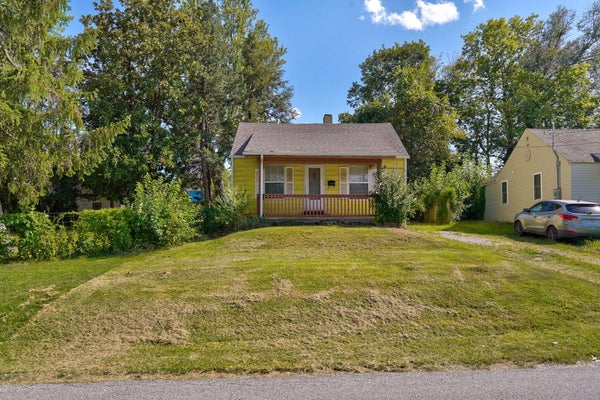 908 W DELLA ST, SPRINGFIELD, MO 65803 - Image 4d42e2b7fff842bd459602c2ac74ecde/2484718083
