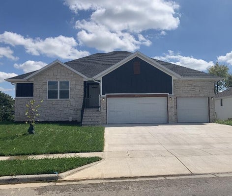 646 W BROOK HOLLOW RD, NIXA, MO 65714 - Image 4f238157951d0aad08fb18d3fbcf8256/208965608