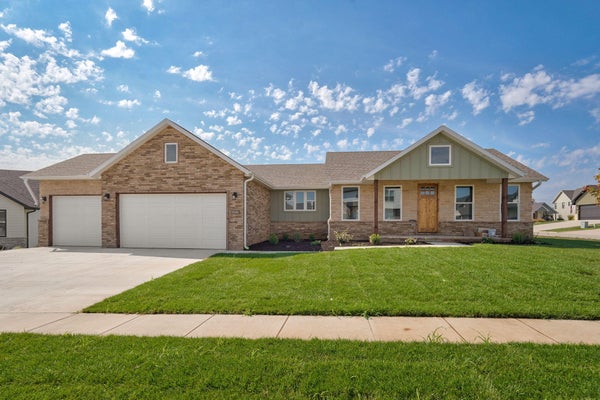 3048 W TETON DR, SPRINGFIELD, MO 65810 - Image 4f3c4cc9c10d88df7fdcac81ef4fc2d3/649121038