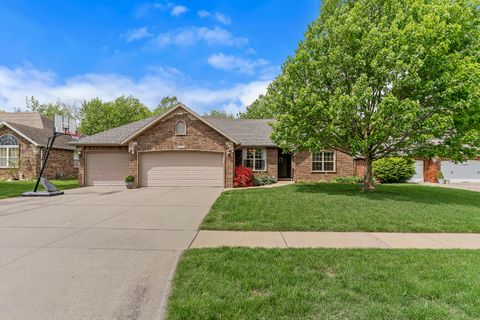 Photo of 4433 S Appleton Drive, Springfield, MO 65810 (MLS # 60324230)