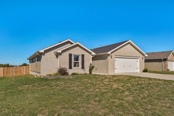 225 KORI CT, MOUNT VERNON, MO 65712 - Image 51f83c8bd8009de93c21532d14f975ca/642184883