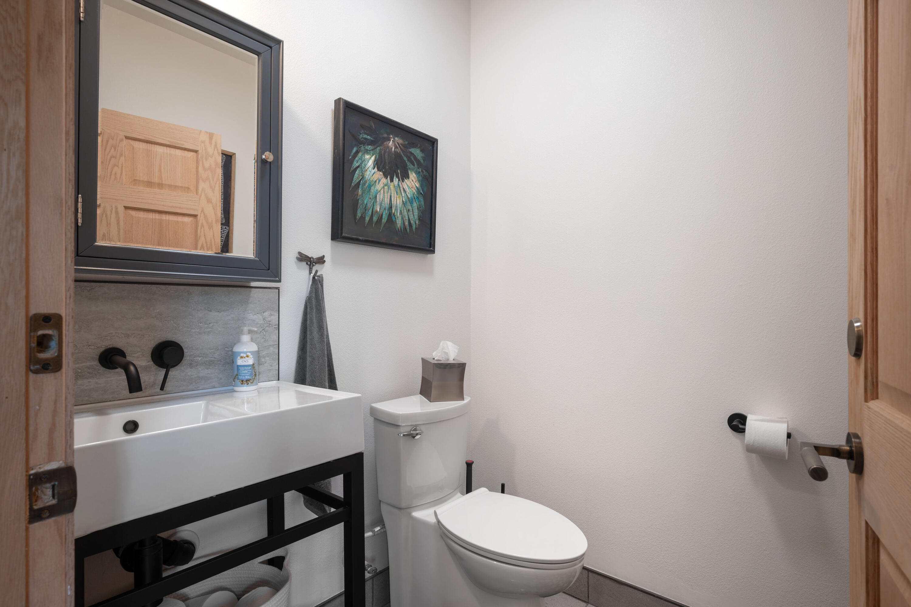 Cape Fair, Missouri, 65624, United States, 3 Bedrooms Bedrooms, ,4 BathroomsBathrooms,Residential,Active,1944074