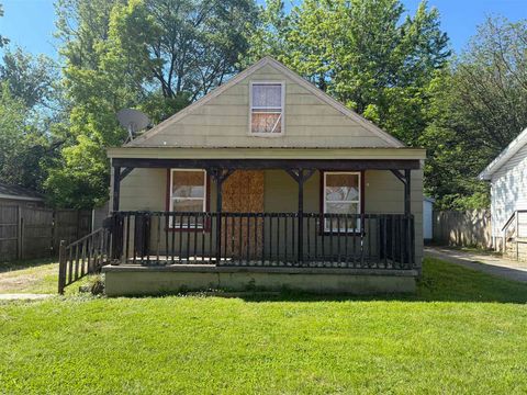 Photo of 1936 E Cairo Street, Springfield, MO 65802 (MLS # 60311598)