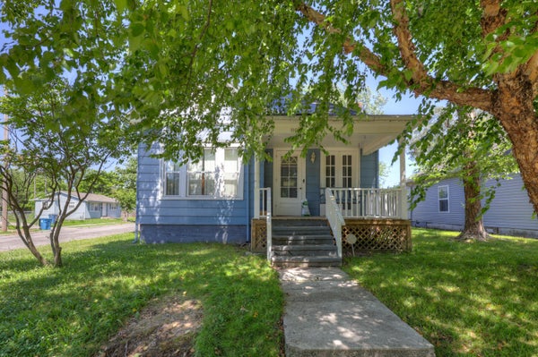 801 EMPIRE AVE, JOPLIN, MO 64801 - Image 5b6ebc6cebbc1ba1cea132de8ca94d26/3986689799