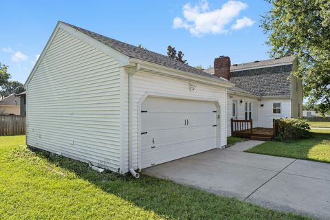Photo of 3269 W Erie Street, Springfield, MO 65807 (MLS # 60311294)