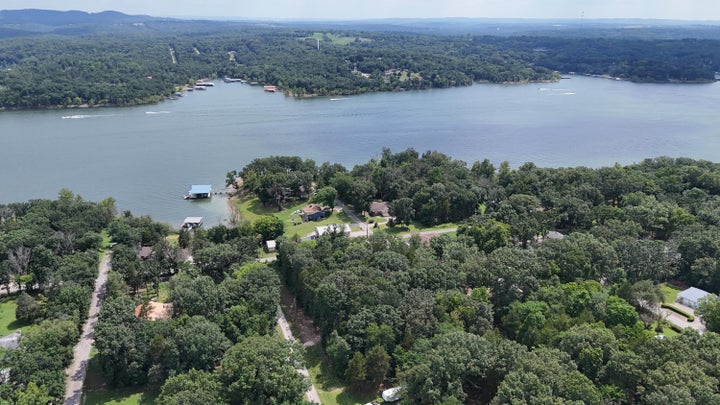 Photo 1 of 22 — 000 S Rosewood Street, Shell Knob, MO 65747