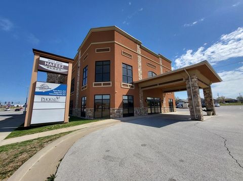 2613 S Main Joplin MO 64804