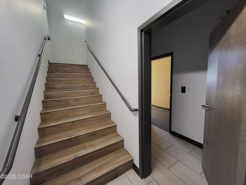 2613 S Main