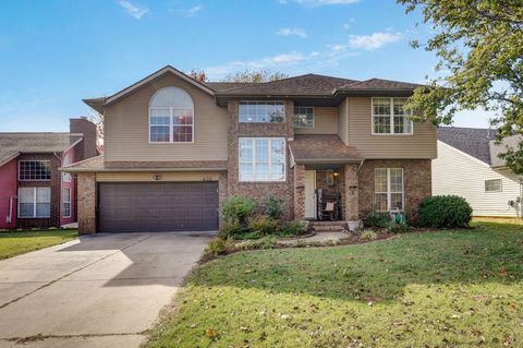 Photo of 3834 W Monroe Street, Springfield, MO 65802 (MLS # 60310319)