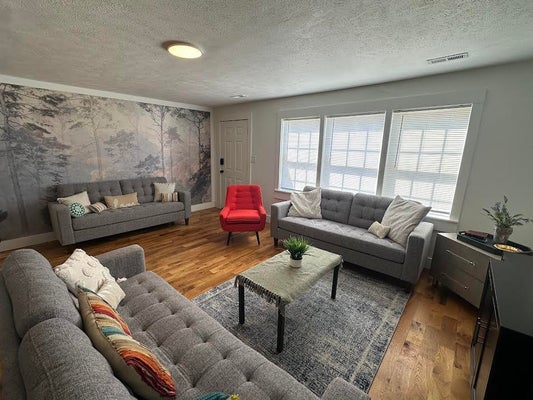 1657 E DIVISION ST, SPRINGFIELD, MO 65803 - Image 5f3fb28a67a3540e4cb3f27e68736a9e/1241341167