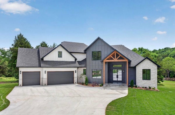768 7 PINES DR, CHESTNUTRIDGE, MO 65630 - Image 601710357ddeaedcd0381fadf2b6032c/3888220242