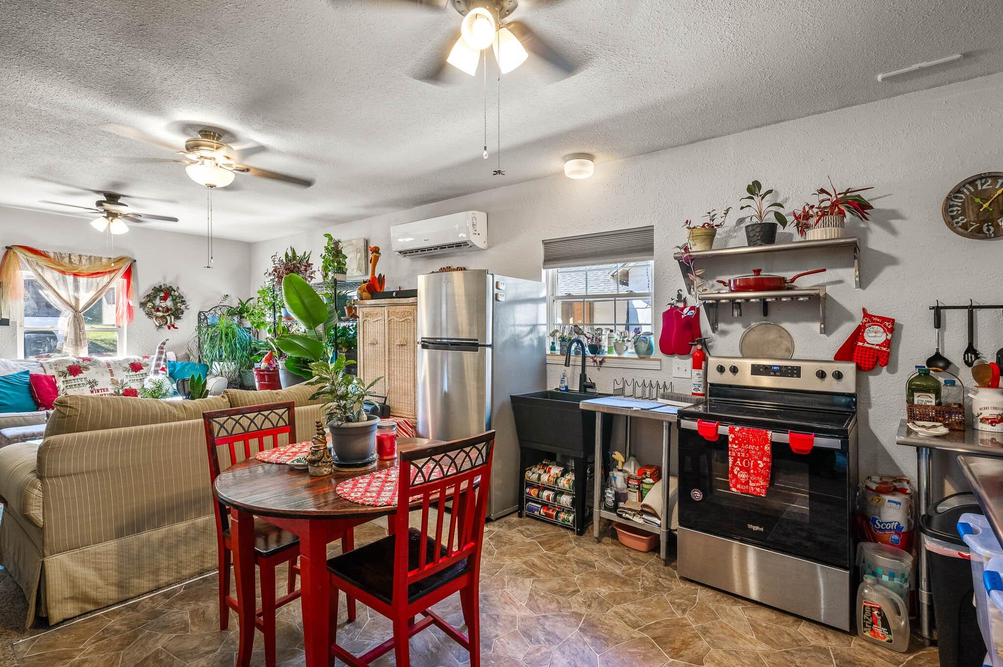 Kellett's - Residential